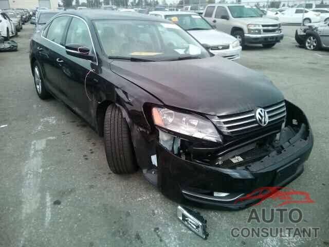 VOLKSWAGEN PASSAT 2015 - 1VWAT7A31FC100786