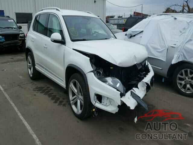 VOLKSWAGEN TIGUAN 2016 - WVGBV7AXXGW075774