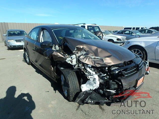 VOLKSWAGEN JETTA 2015 - 3VWD17AJ6FM207638