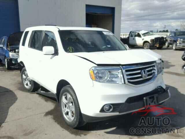 HONDA PILOT 2015 - 5FNYF3H50FB012775