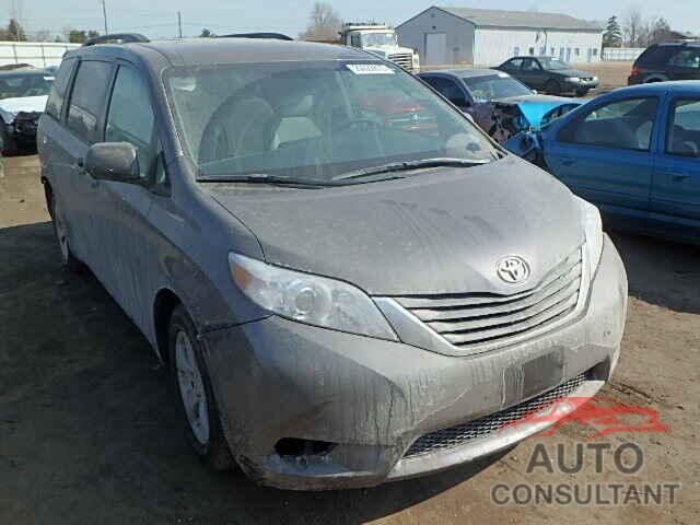 TOYOTA SIENNA 2015 - 5TDKK3DC4FS530356