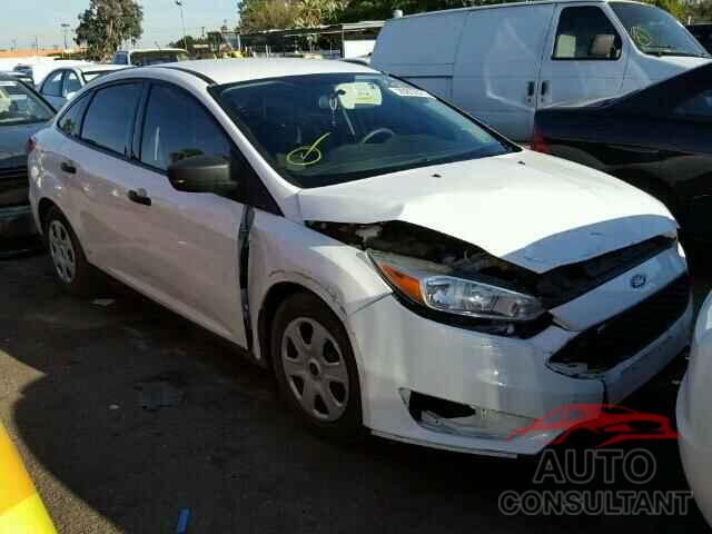 FORD FOCUS 2015 - 1FADP3E25FL261727