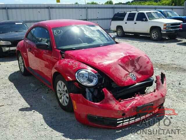 VOLKSWAGEN BEETLE 2015 - 3VWF17AT6FM606656