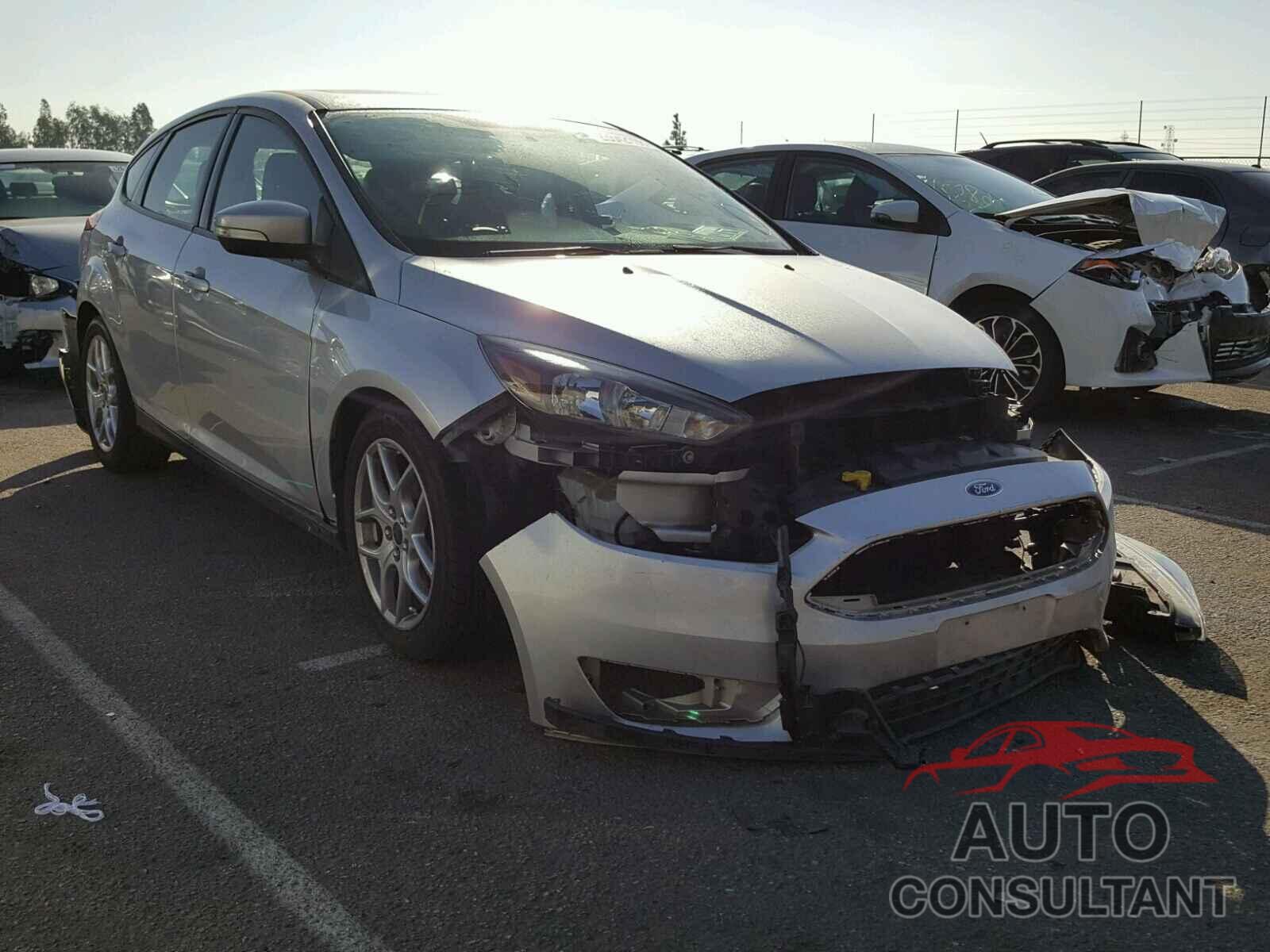 FORD FOCUS 2015 - 1FADP3K26FL330252