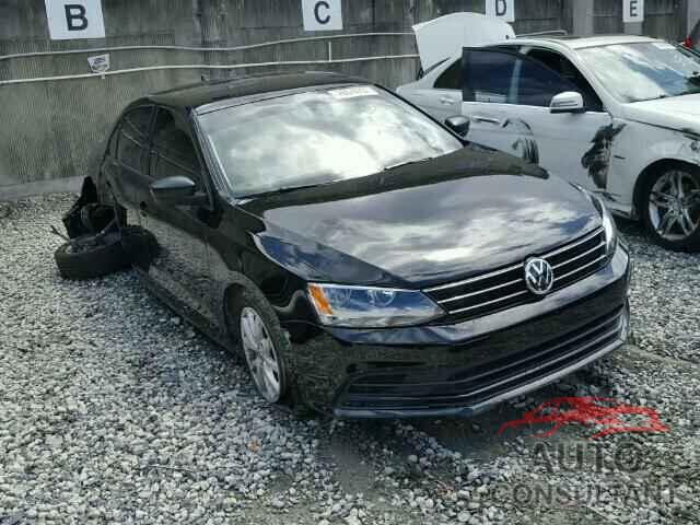 VOLKSWAGEN JETTA 2015 - 3VWD17AJ7FM238395