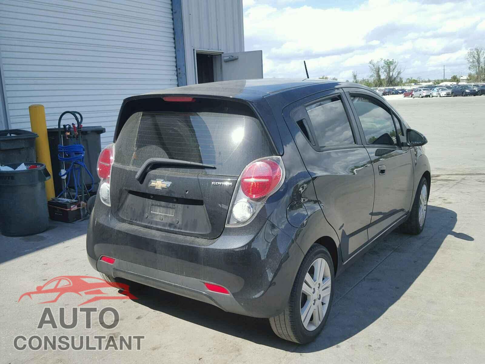 CHEVROLET SPARK 2015 - KL8CB6S91FC800733