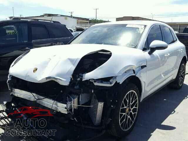 PORSCHE MACAN 2016 - WP1AB2A57GLB50327