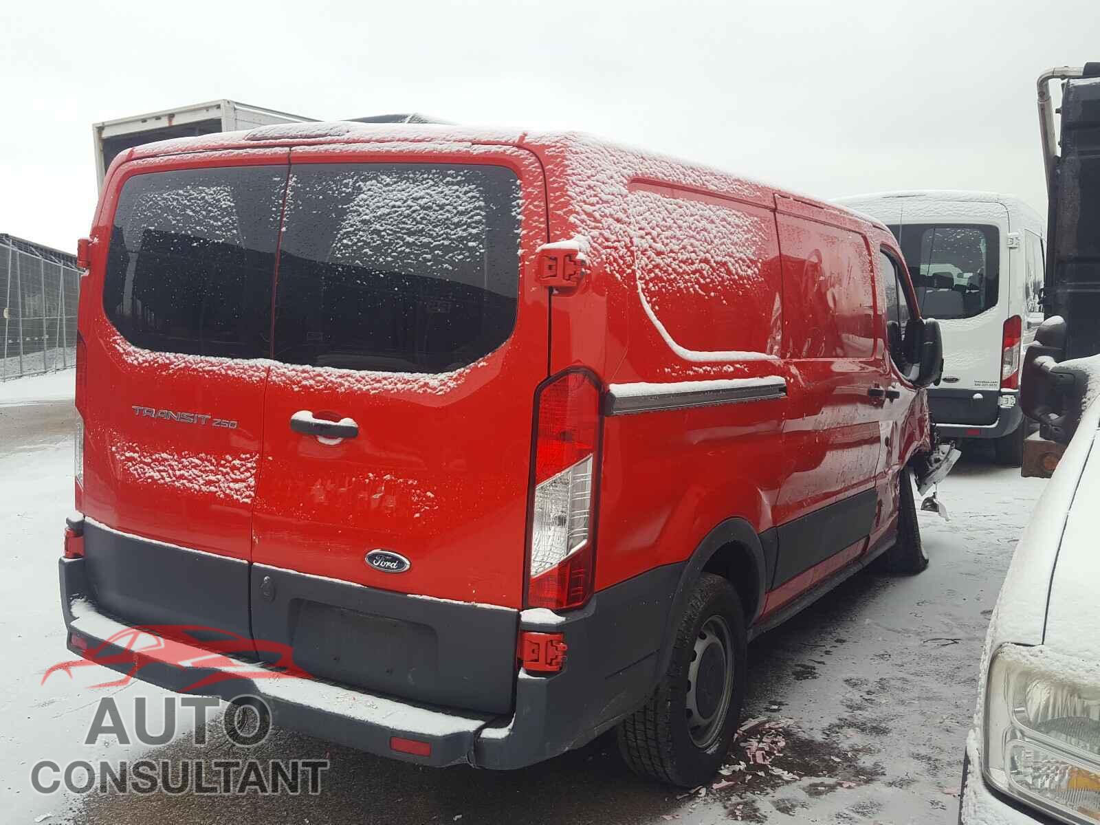 FORD TRANSIT CO 2017 - 1FTYR1YM2HKA25486