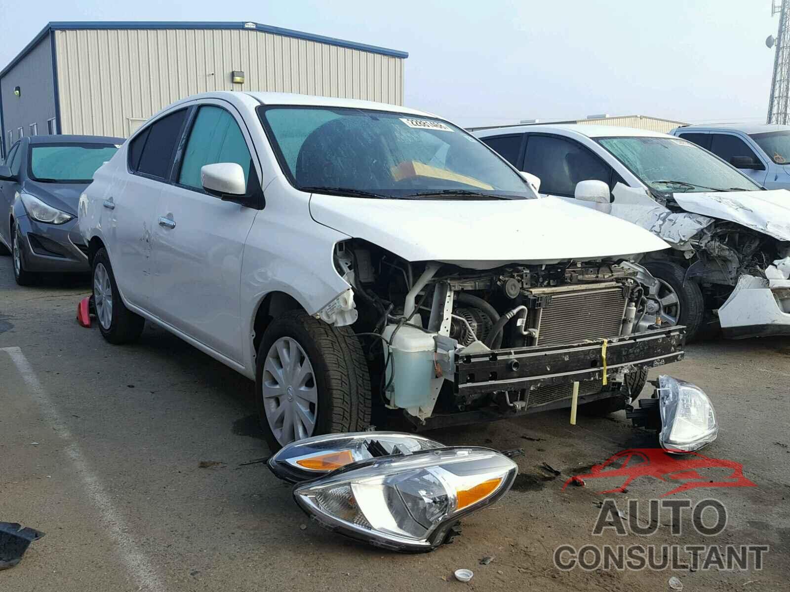 NISSAN VERSA 2016 - 3N1CN7AP8GL811550