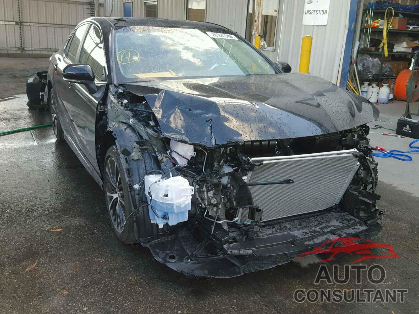 TOYOTA CAMRY 2018 - JTNB11HK4J3038926