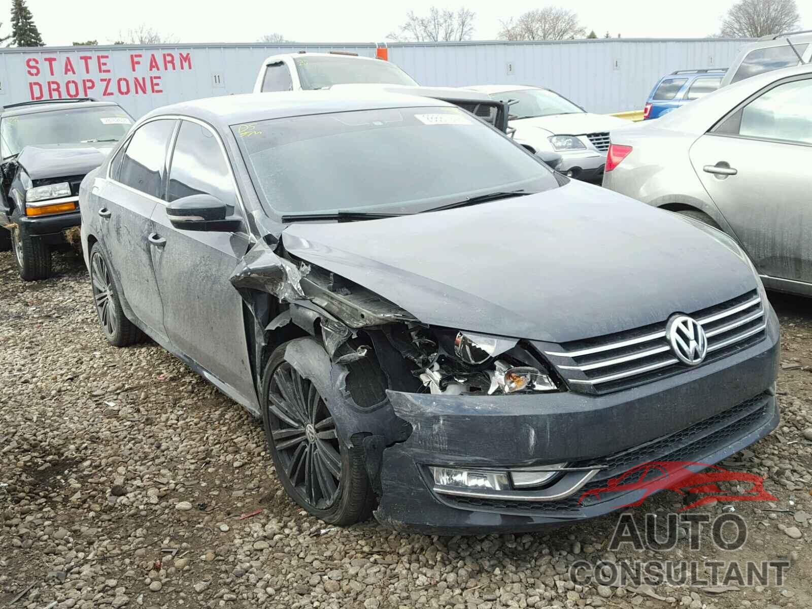 VOLKSWAGEN PASSAT 2015 - 1VWBT7A30FC005639