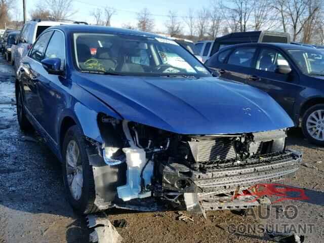 VOLKSWAGEN PASSAT 2017 - 1VWAT7A31HC041287