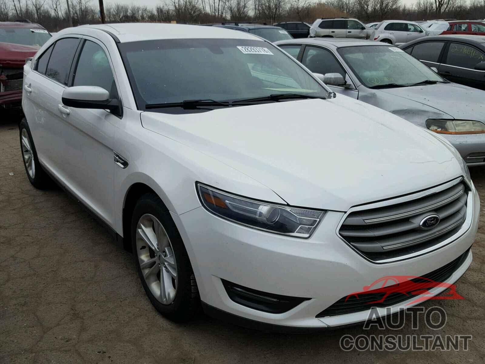 FORD TAURUS 2015 - 1FAHP2E85FG125512