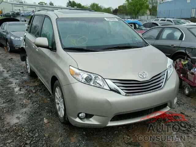 TOYOTA SIENNA 2015 - 5TDDK3DC6FS124264