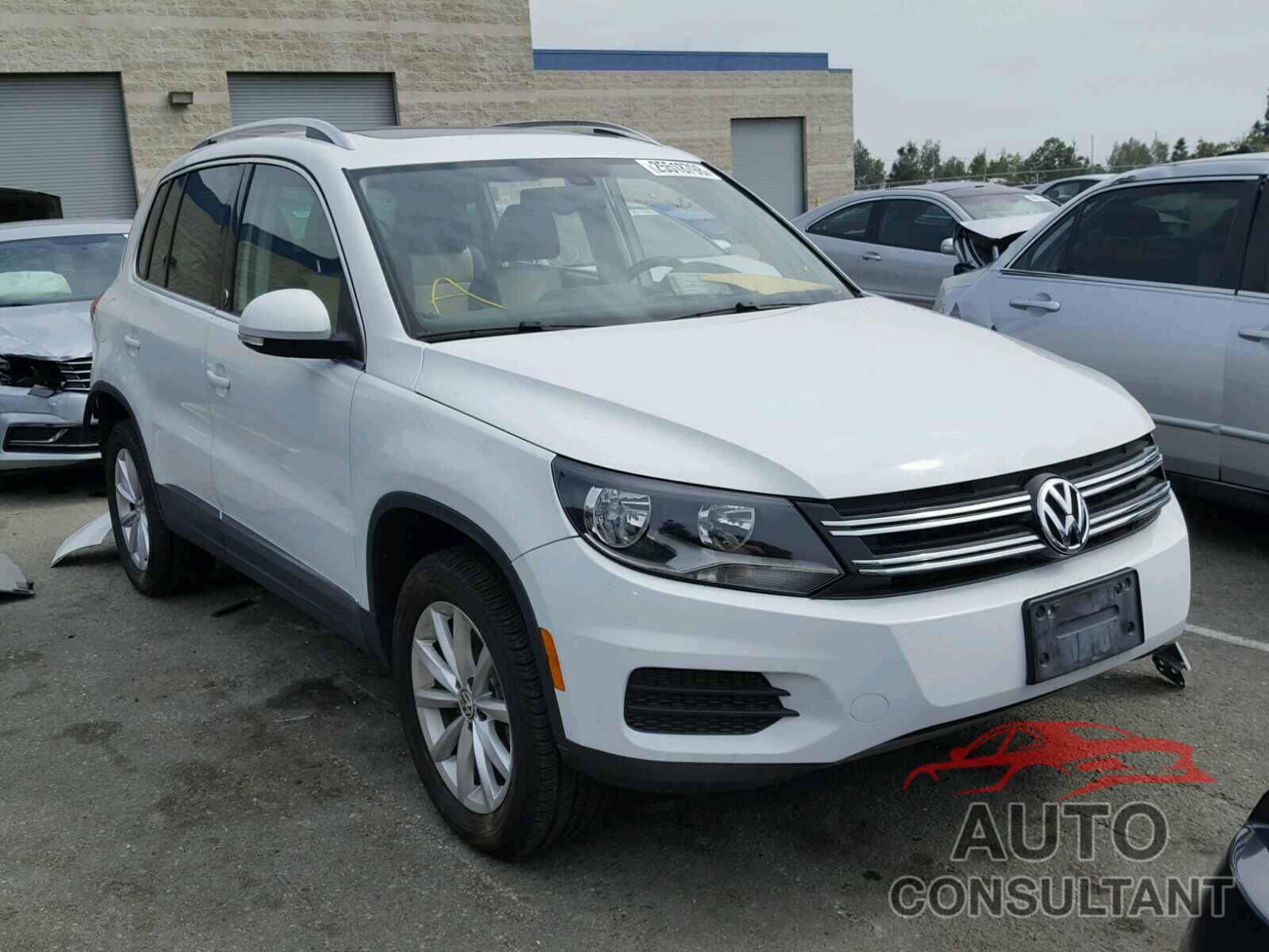 VOLKSWAGEN TIGUAN 2017 - WVGRV7AX5HW507753