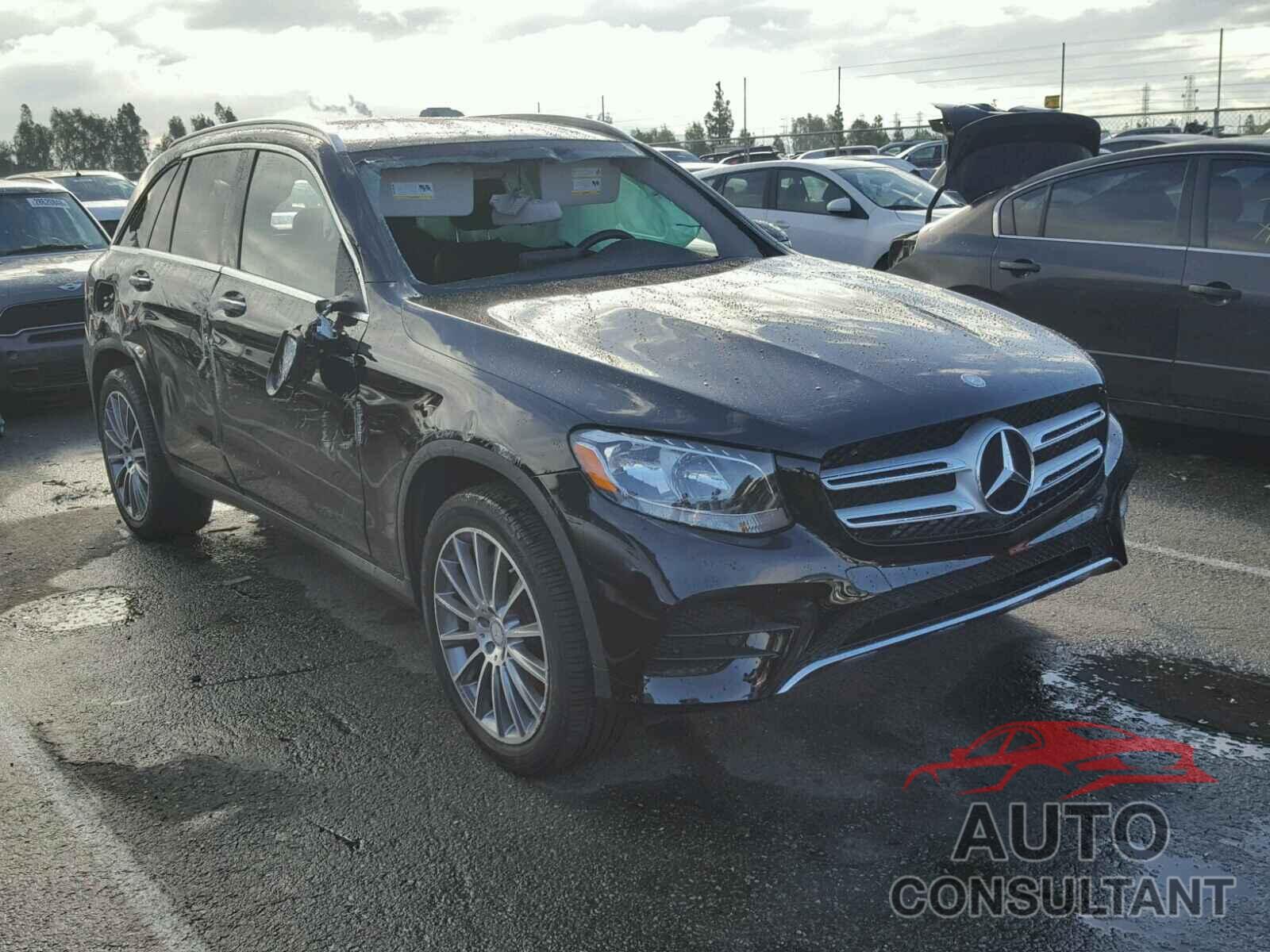 MERCEDES-BENZ GLC300 2016 - WDC0G4JB2GF013191