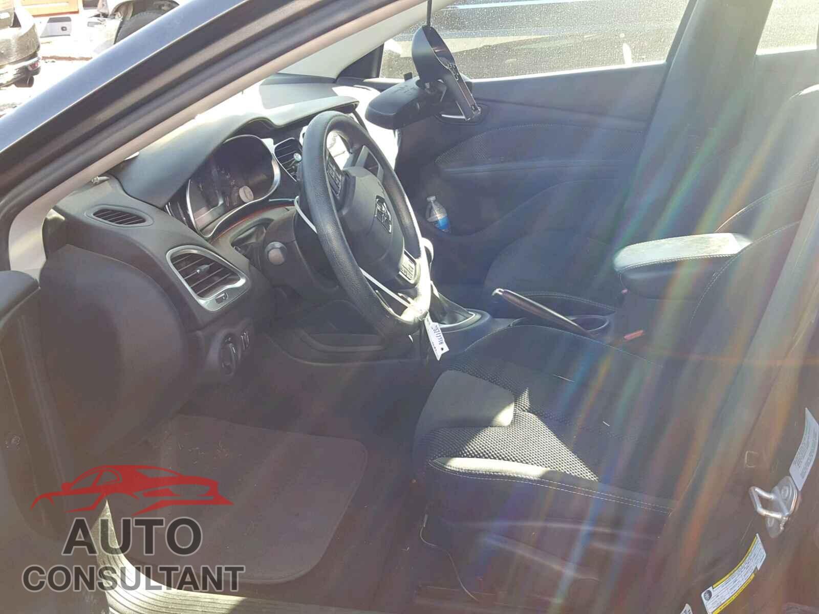 DODGE DART 2015 - 1C3CDFBB3FD352367