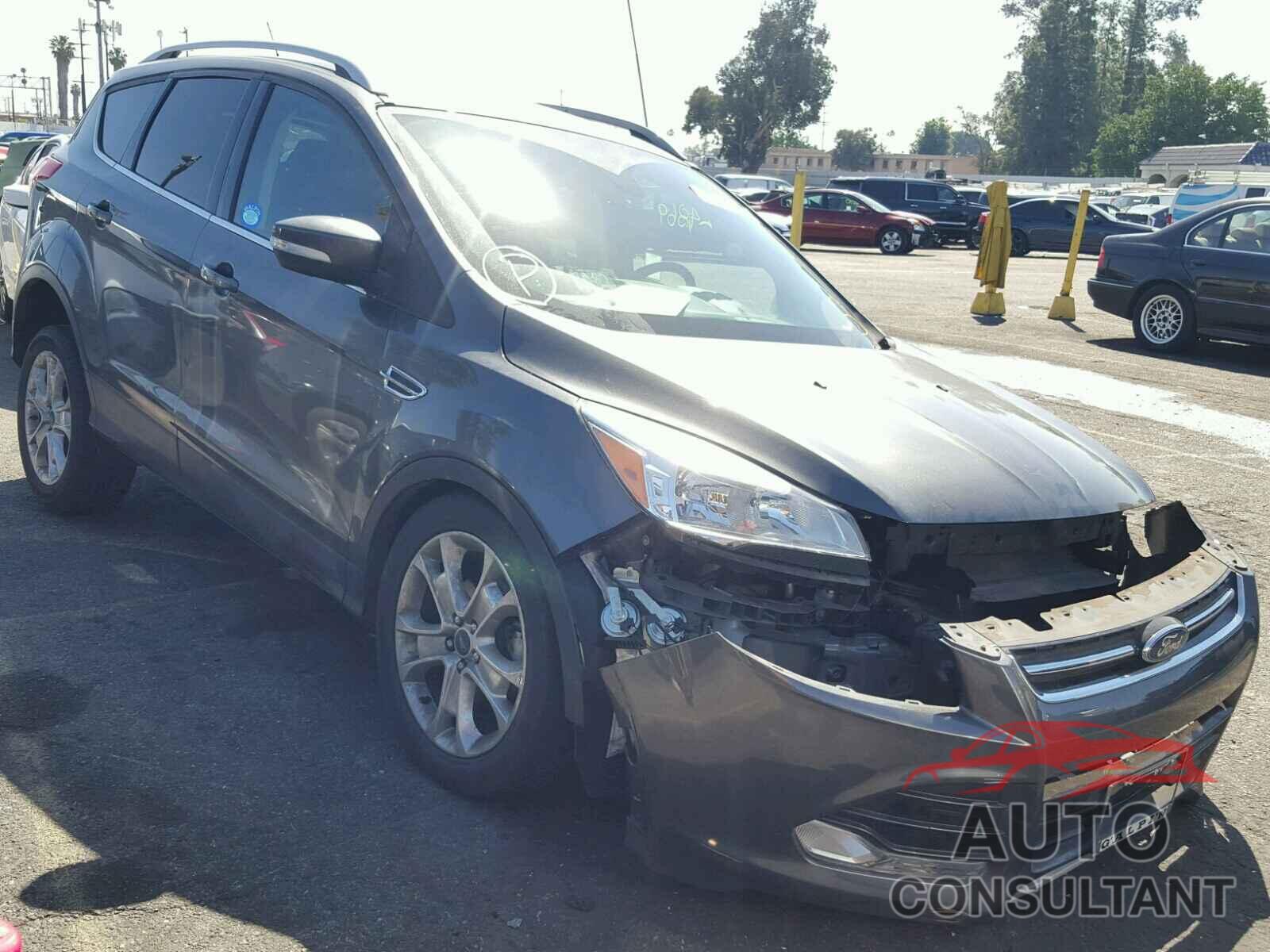 FORD ESCAPE 2015 - 1FMCU0JX1FUC26316