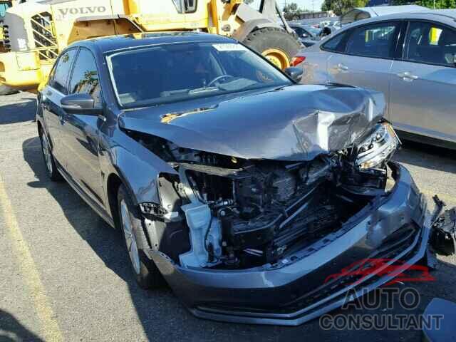 VOLKSWAGEN JETTA 2015 - 3VWLA7AJ5FM422472