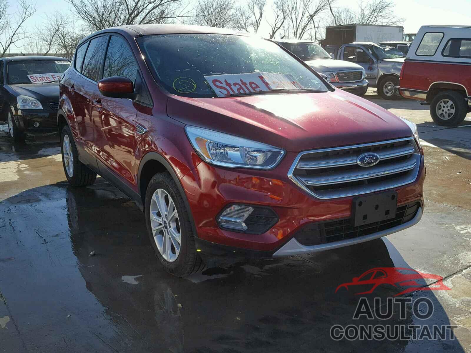 FORD ESCAPE 2017 - 1FMCU0GD1HUD93260