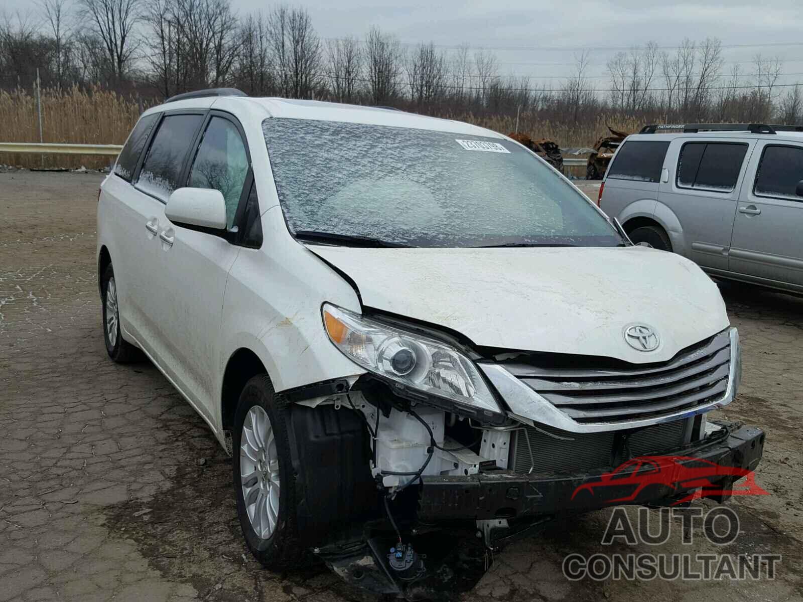 TOYOTA SIENNA 2015 - 5TDYK3DC2FS646391