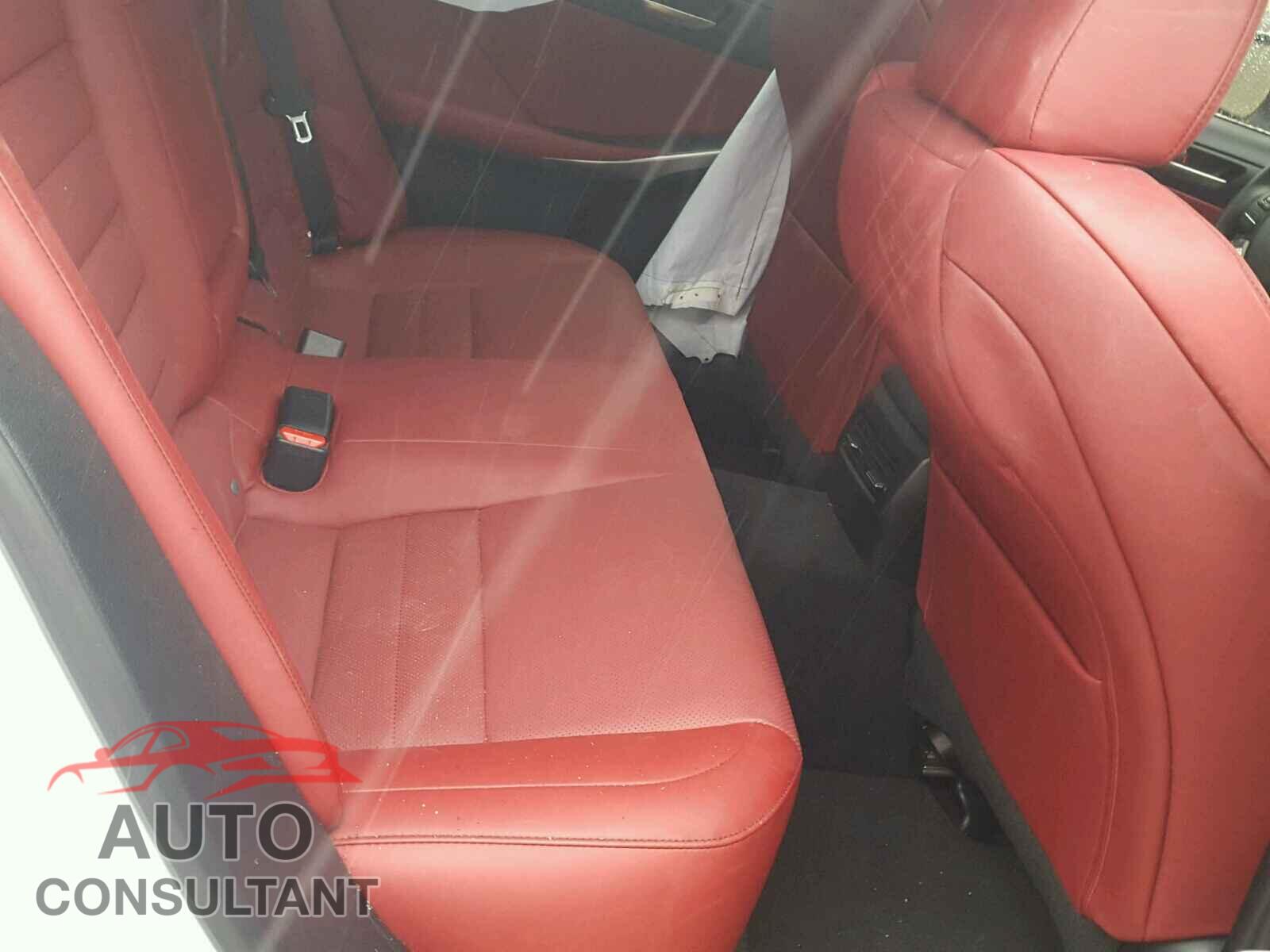 LEXUS IS300 2017 - JTHCM1D27H5016552