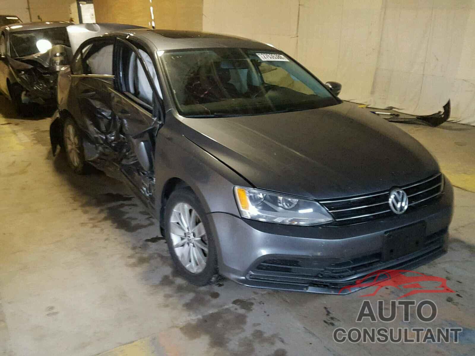 VOLKSWAGEN JETTA 2015 - 3VWLA7AJ9FM255923