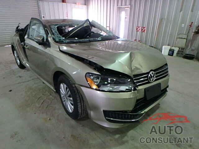 VOLKSWAGEN PASSAT 2015 - 1VWAT7A34FC056136