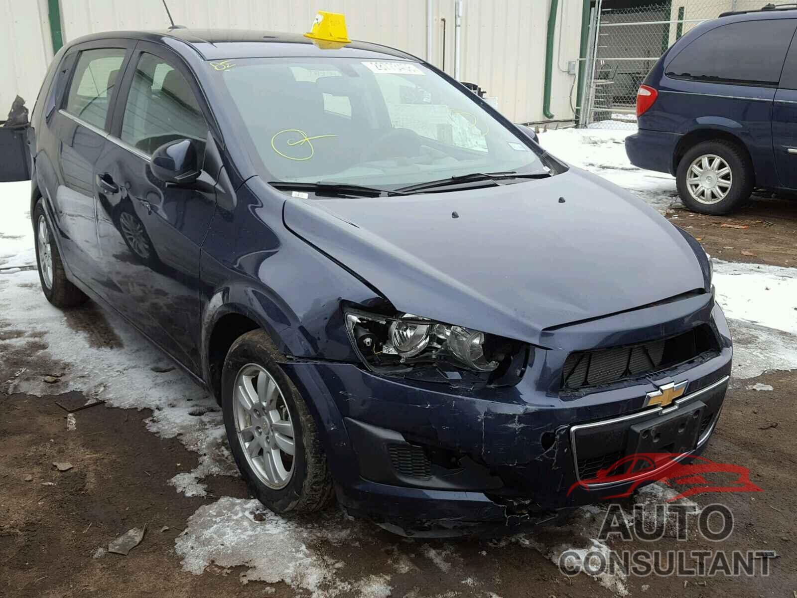 CHEVROLET SONIC 2016 - 1G1JC6SH3G4155302