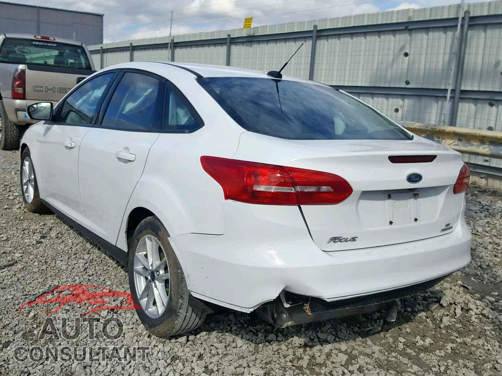 FORD FOCUS SE 2016 - 1N4AA6AP2HC382113