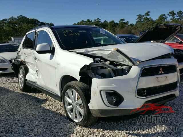 MITSUBISHI OUTLANDER 2015 - 4A4AP4AU0FE019354