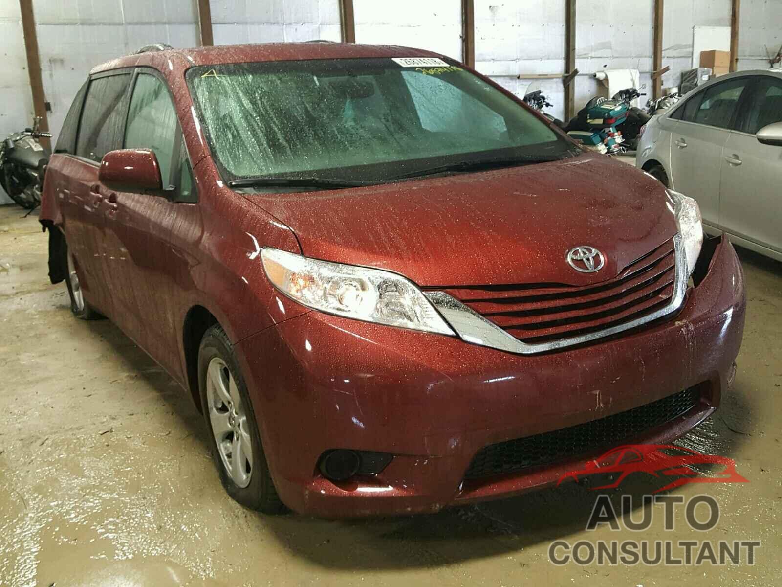 TOYOTA SIENNA 2015 - 5TDKK3DC8FS567331