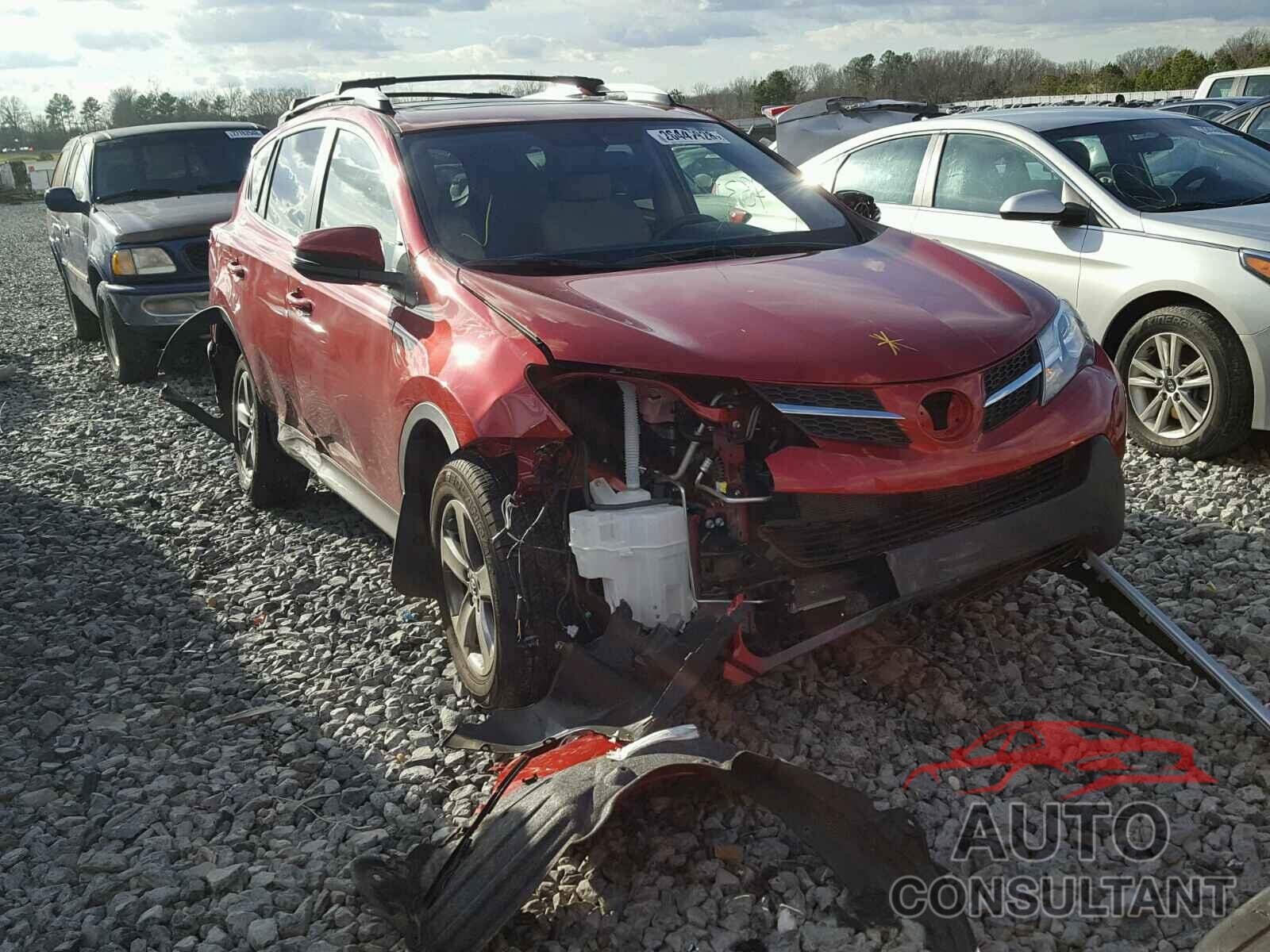 TOYOTA RAV4 2015 - JTMRFREV5FD159175