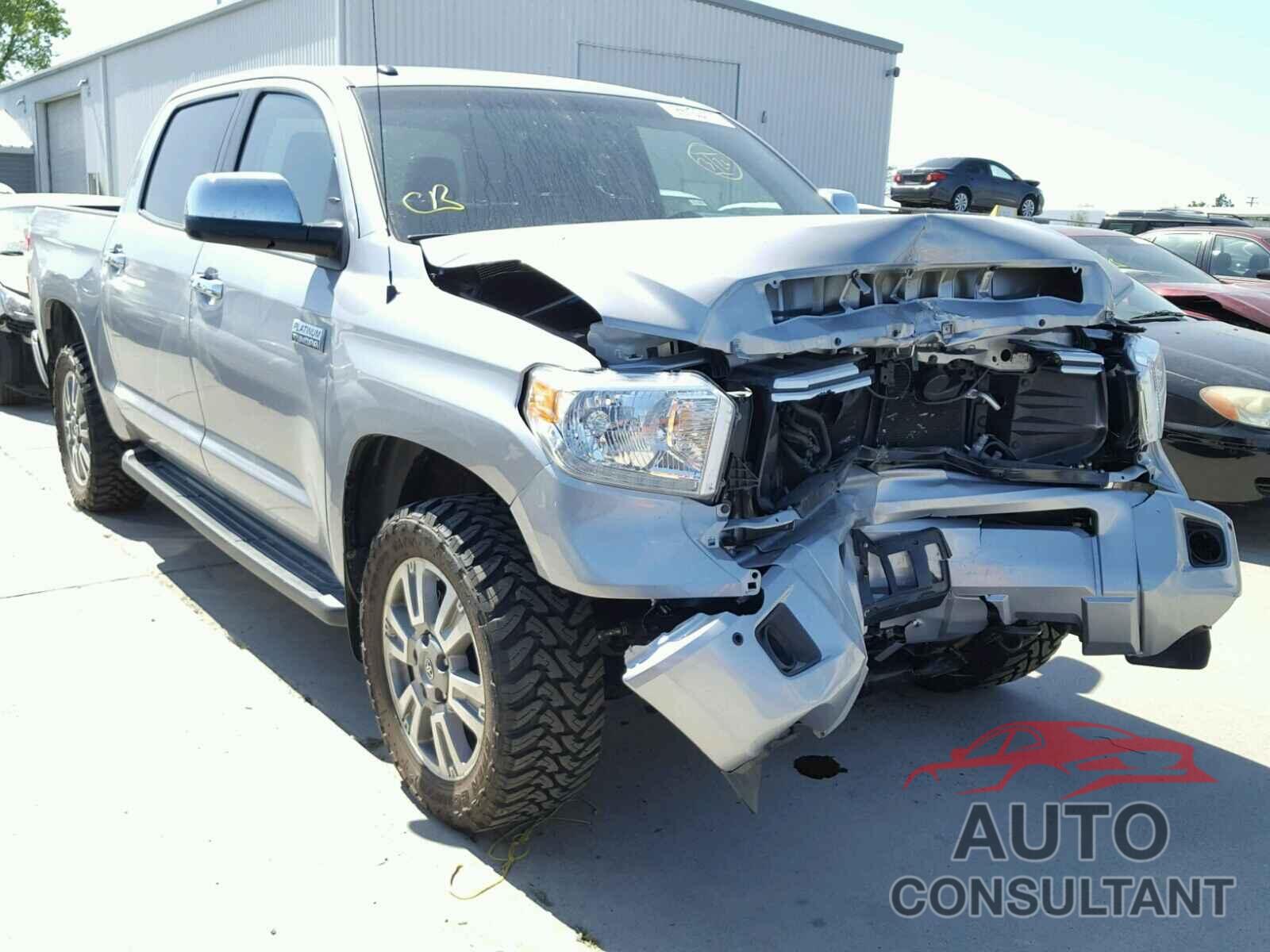 TOYOTA TUNDRA 2017 - 5TFAY5F17HX613942