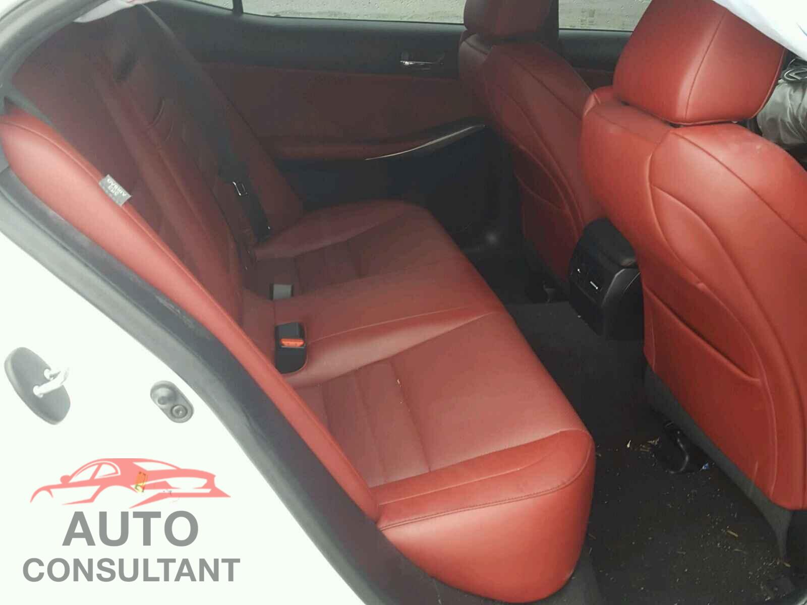 LEXUS IS 2015 - JTHCE1D20F5008206