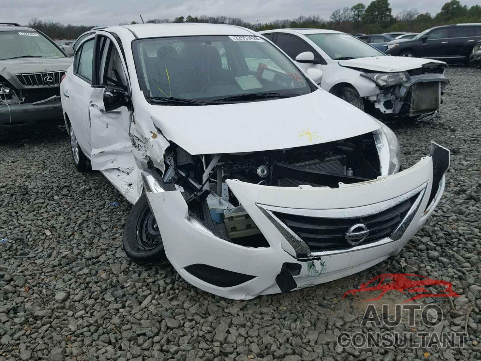 NISSAN VERSA 2017 - 3N1CN7APXHL845250