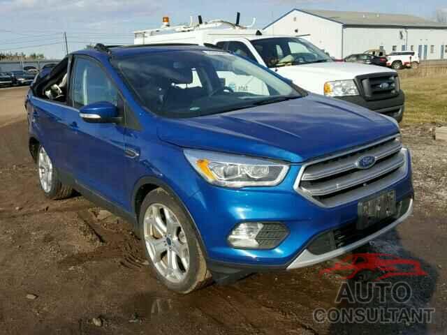 FORD ESCAPE 2017 - 1FMCU9J97HUD36912