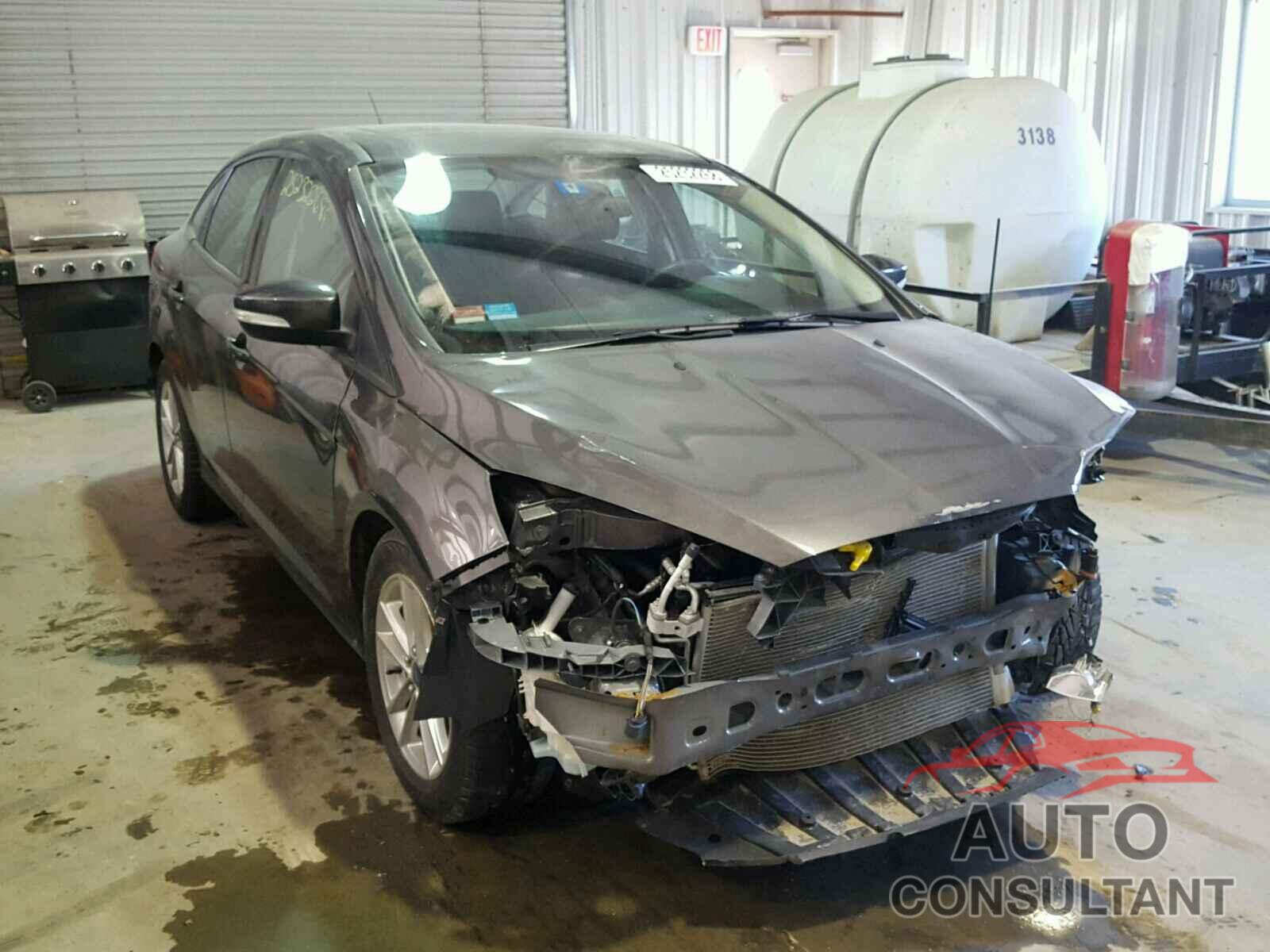 FORD FOCUS 2015 - 1FADP3F22FL317489