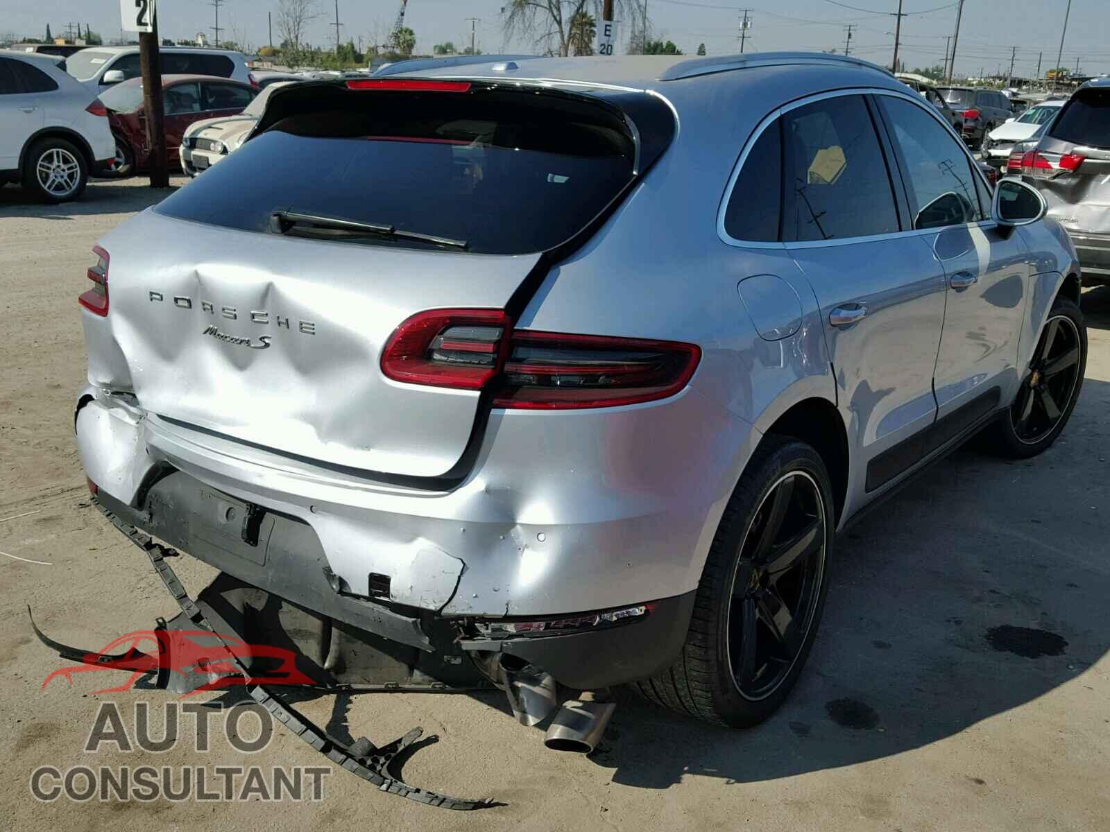 PORSCHE MACAN 2015 - WP1AB2A5XFLB69355