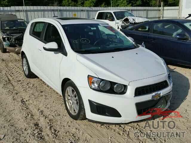 CHEVROLET SONIC 2015 - 1G1JC6SB5F4136289