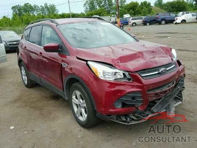 FORD ESCAPE 2015 - 1FMCU9G91FUA50882