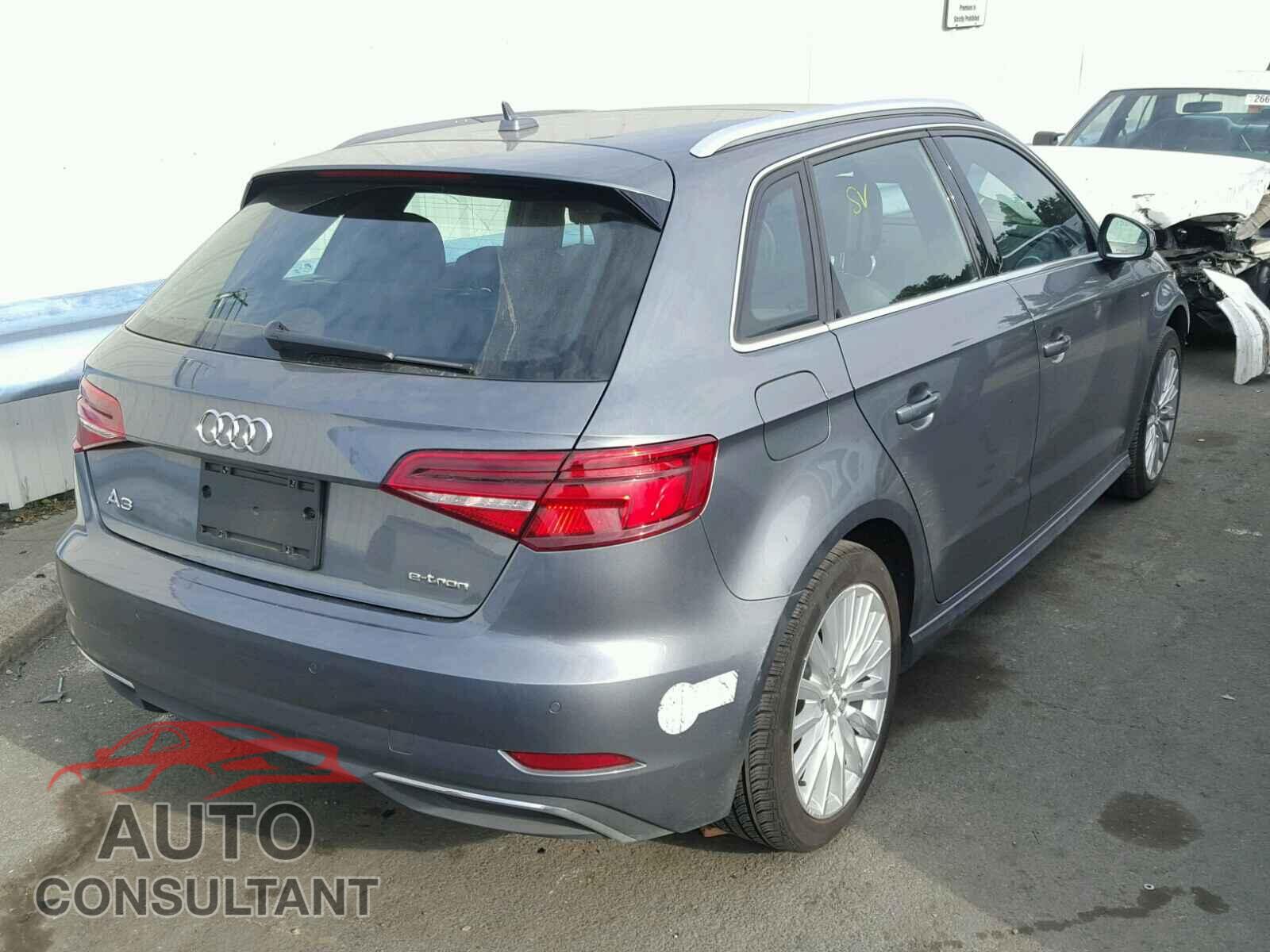 AUDI A3 2017 - WAUTPBFF0HA088020