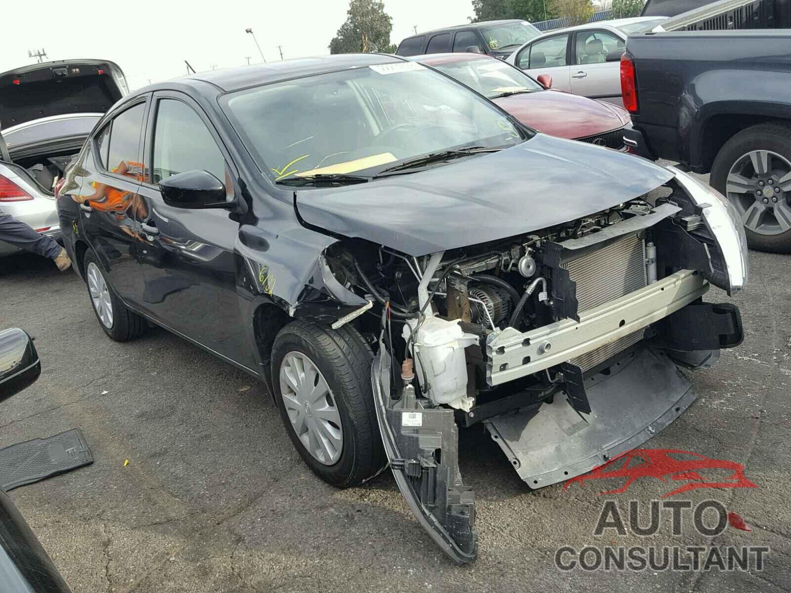 NISSAN VERSA 2017 - 3N1CN7AP3HL834297