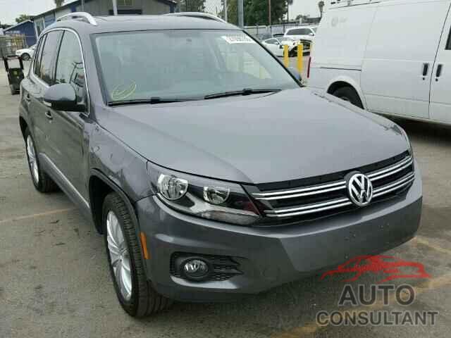 VOLKSWAGEN TIGUAN 2015 - WVGAV7AX6FW514172