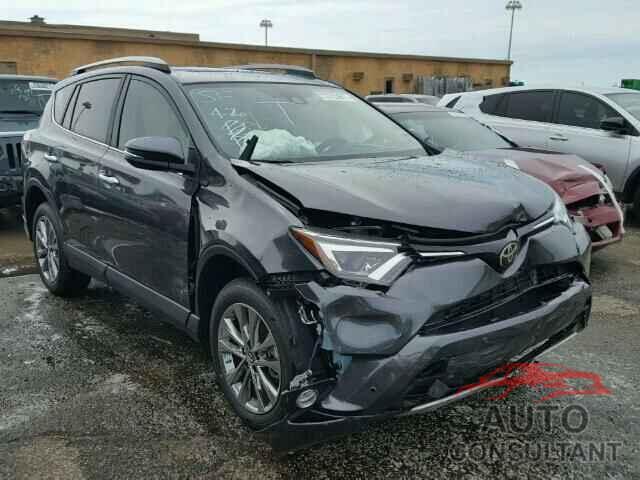 TOYOTA RAV4 2017 - JTMYFREV2HJ124514