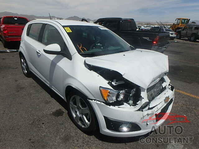 CHEVROLET SONIC 2015 - 1G1JE6SB3F4167972