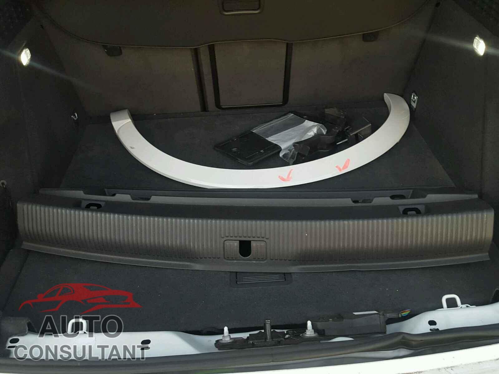 AUDI Q3 2016 - WA1BFCFSXGR009242