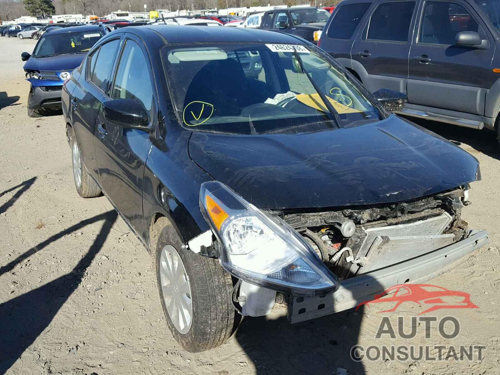 NISSAN VERSA 2017 - 3N1CN7AP5HL903068