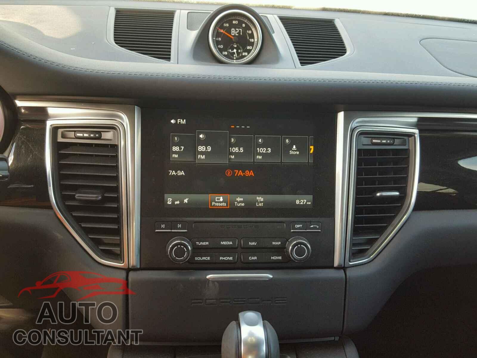 PORSCHE MACAN 2017 - WP1AB2A57HLB11447