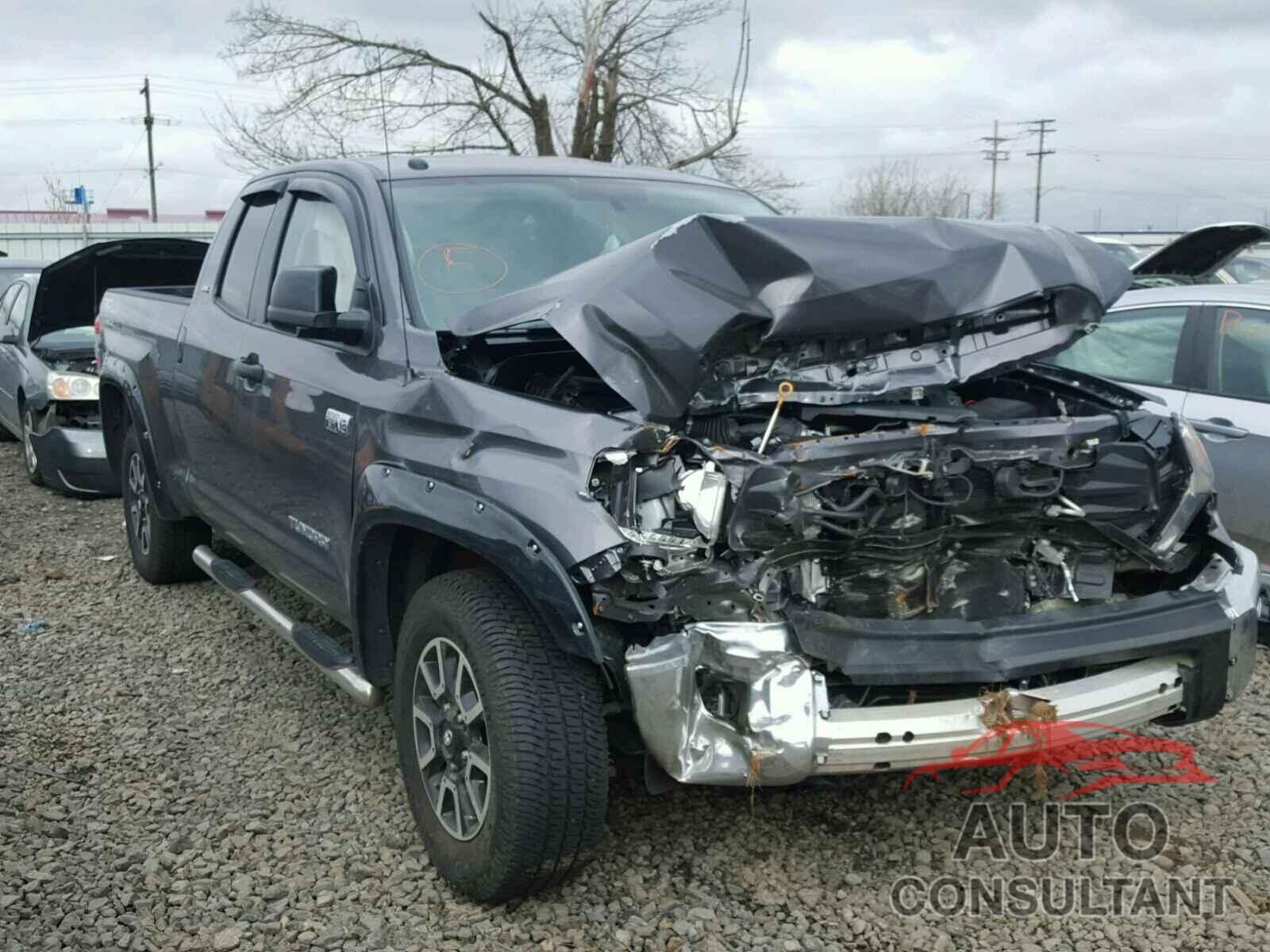 TOYOTA TUNDRA 2017 - 5TFUY5F17HX667089